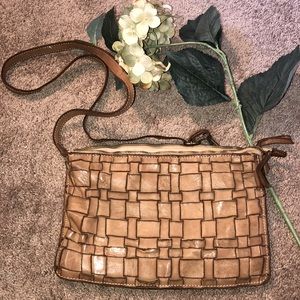 Gorgeous tan Italian Leather crossbody